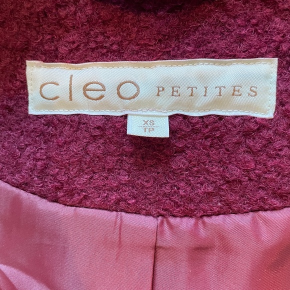 BNWOT Bouclé Standing Collar Coat in Burgundy Size XS Petite - Picture 8 of 13